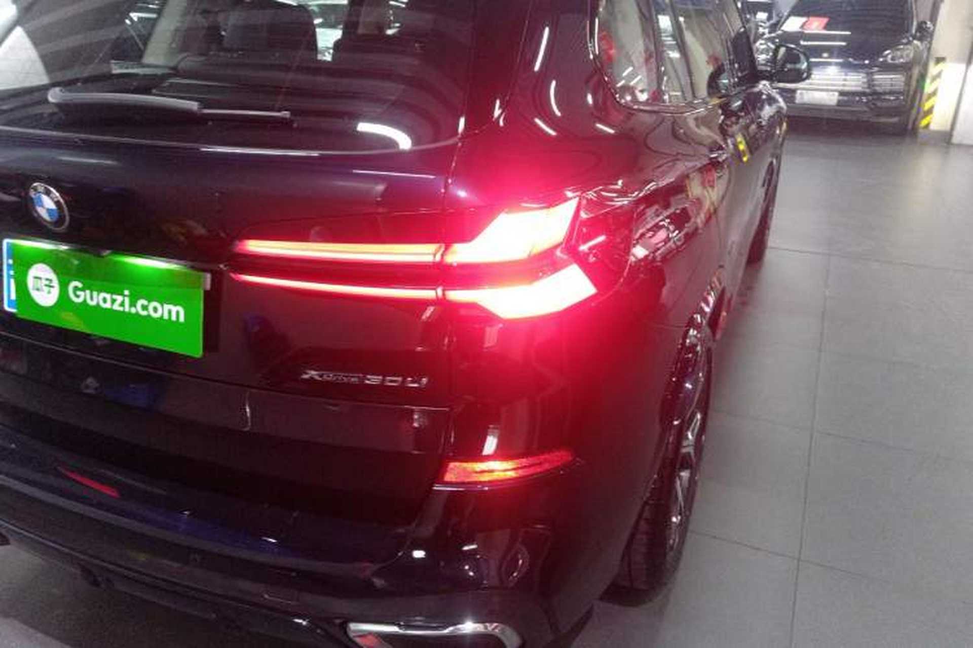 Used BMW X5 2023 xDrive 30Li Luxury M Sport Night Edition Package Exterior 3