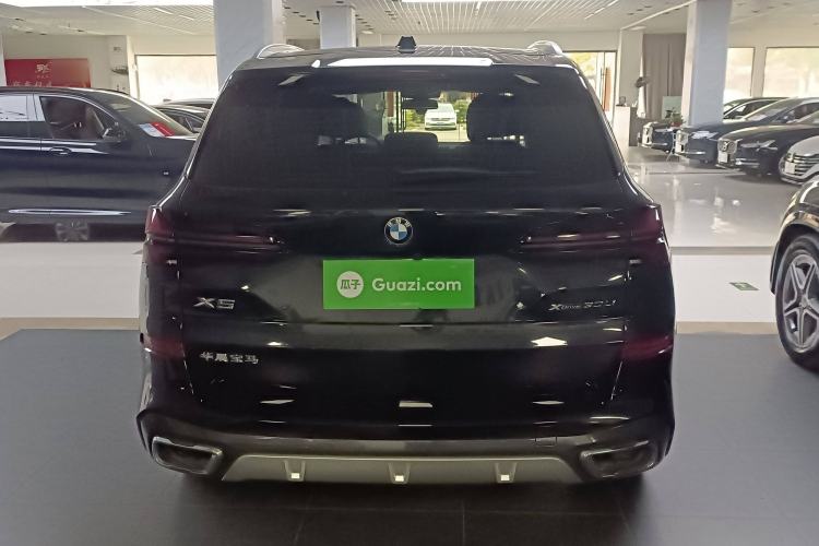Used BMW X5 2023 xDrive 30Li M Sport Package Exterior 4