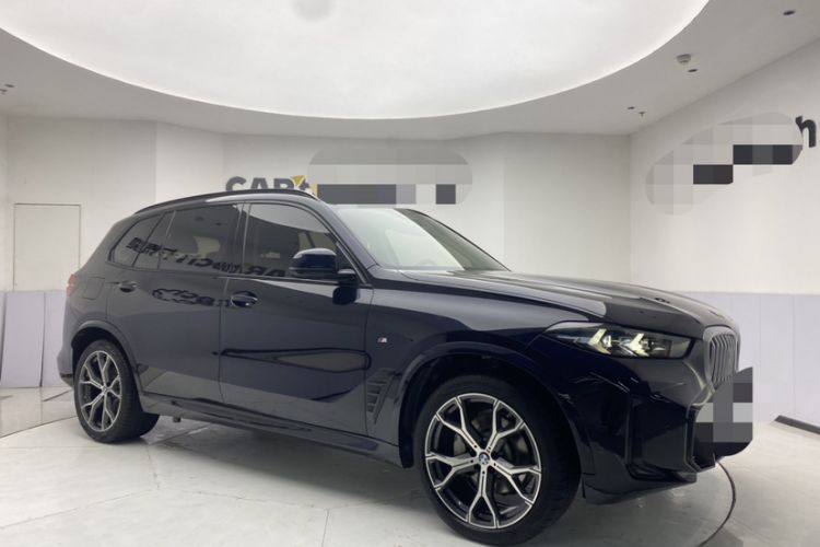 Used BMW X5 2023 xDrive 30Li Luxury M Sport Night Edition Package Exterior 5