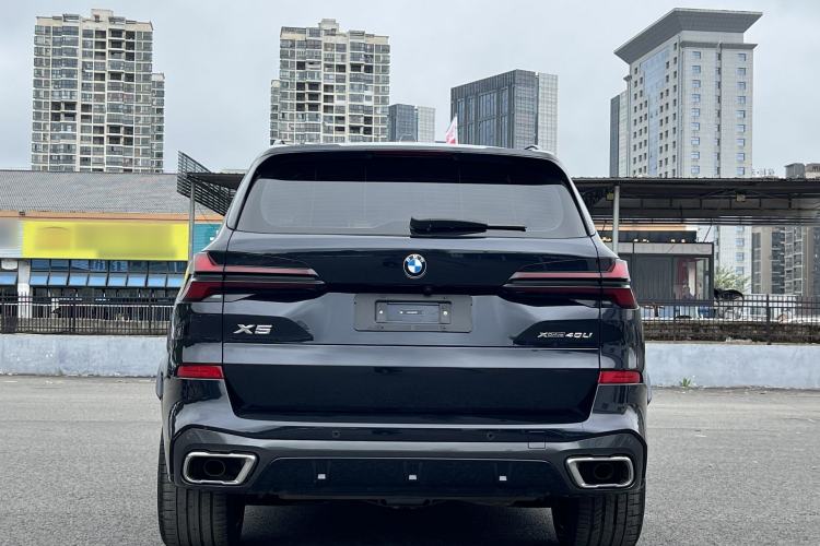Used BMW X5 2023 xDrive 30Li Luxury M Sport Night Edition Package Exterior 5
