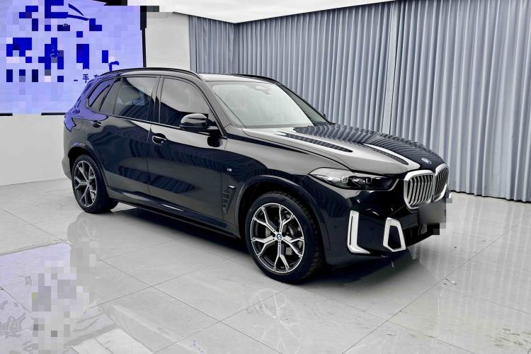 Used BMW X5 2023 xDrive 30Li Luxury M Sport Package Exterior 6