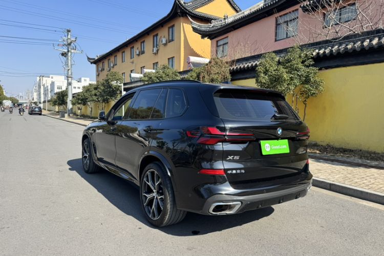 Used BMW X5 2023 xDrive 30Li Luxury M Sport Night Edition Package Exterior 7