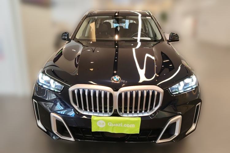 Used BMW X5 2023 xDrive 30Li Luxury M Sport Package Front