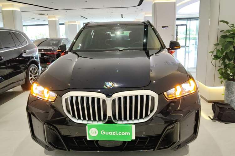Used BMW X5 2023 xDrive 30Li Luxury M Sport Night Edition Package Front