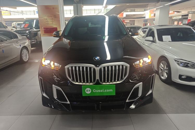Used BMW X5 2023 xDrive 30Li Luxury M Sport Package Front