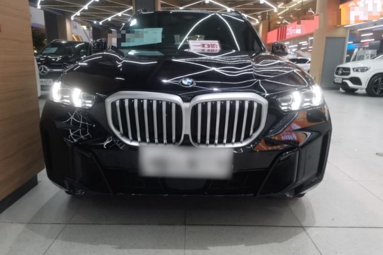 Used BMW X5 2023 xDrive 40Li M Sport Night Edition Package Front