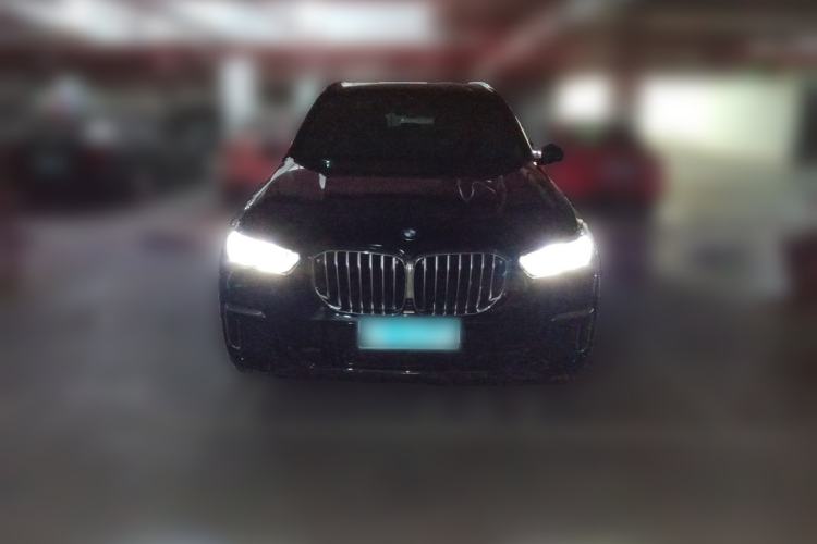 Used BMW X5 2023 xDrive 40Li M Sport Package Front