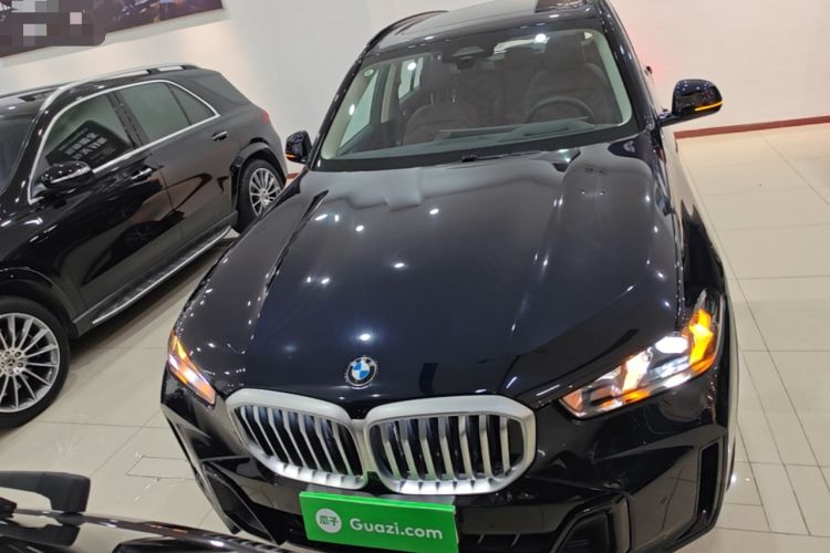 Used BMW X5 2023 xDrive 30Li Luxury M Sport Night Edition Package Front