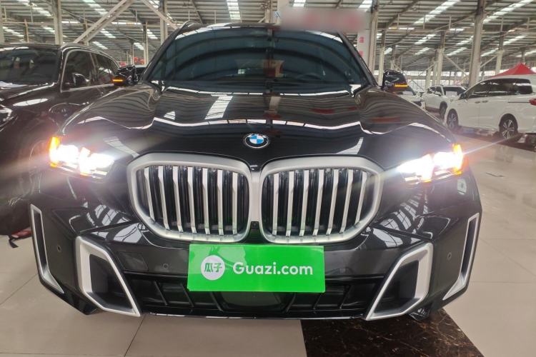 Used BMW X5 2023 xDrive 40Li M Sport Package Front