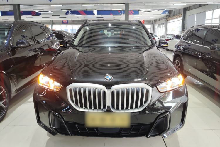Used BMW X5 2023 xDrive 30Li Luxury M Sport Night Edition Package Front