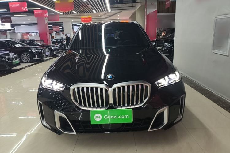 Used BMW X5 2023 xDrive 40Li M Sport Package Front