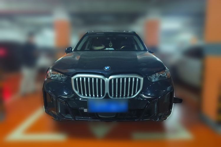 Used BMW X5 2023 xDrive 30Li Luxury M Sport Night Edition Package Front