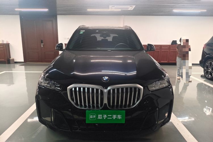 Used BMW X5 2023 xDrive 40Li Luxury Edition M Sport Night Vision Package Front
