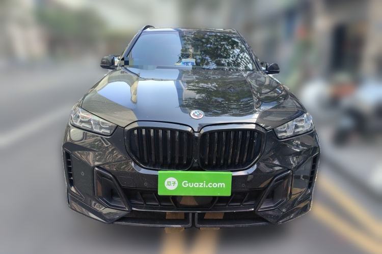 Used BMW X5 2023 xDrive 40Li Luxury Edition M Sport Night Vision Package Front