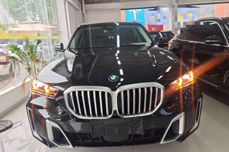 Used BMW X5 2023 xDrive 30Li M Sport Package Front