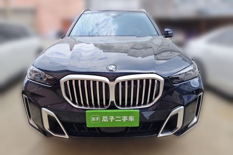 Used BMW X5 2023 xDrive 30Li Luxury M Sport Package Front
