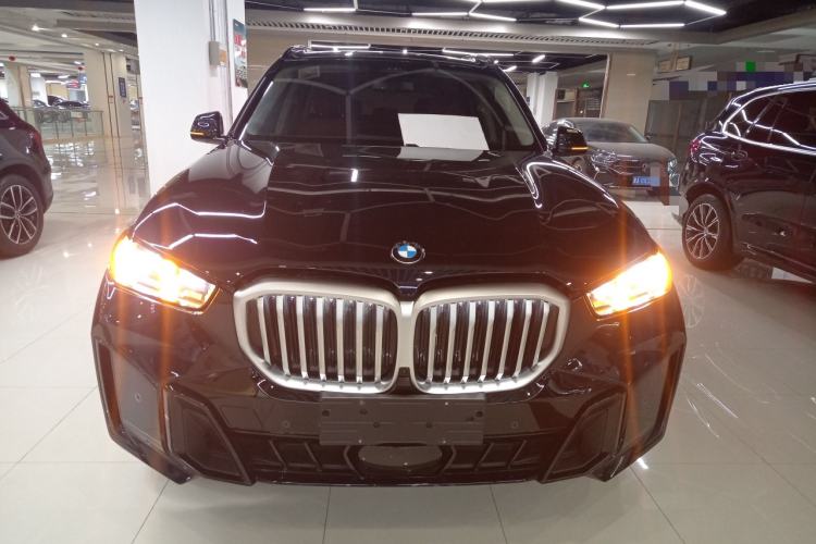 Used BMW X5 2023 xDrive 30Li Luxury M Sport Night Edition Package Front
