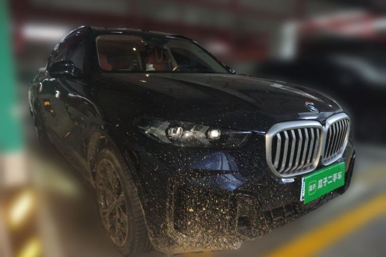 Used BMW X5 2023 xDrive 30Li Luxury M Sport Night Edition Package Front Right 45 Deg