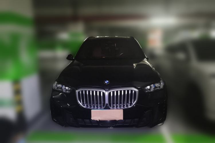 Used BMW X5 2023 xDrive 40Li M Sport Package Front