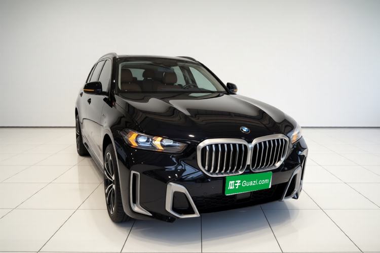 Used BMW X5 2023 xDrive 30Li Luxury M Sport Package Front