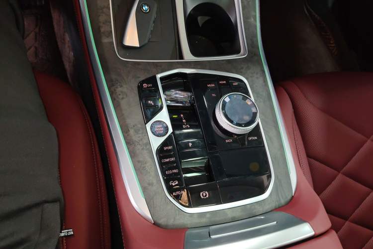 Used BMW X5 2023 xDrive 30Li Luxury M Sport Night Edition Package Gear Lever