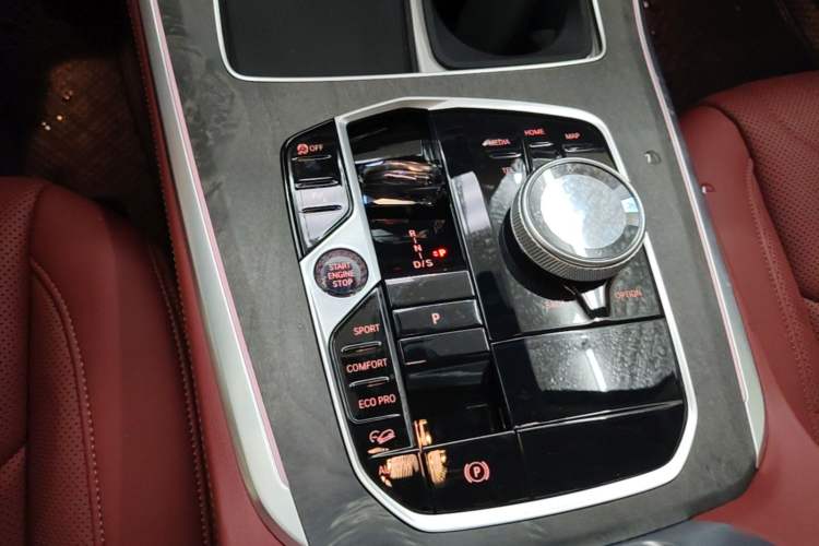 Used BMW X5 2023 xDrive 30Li Luxury M Sport Night Edition Package Gear Lever