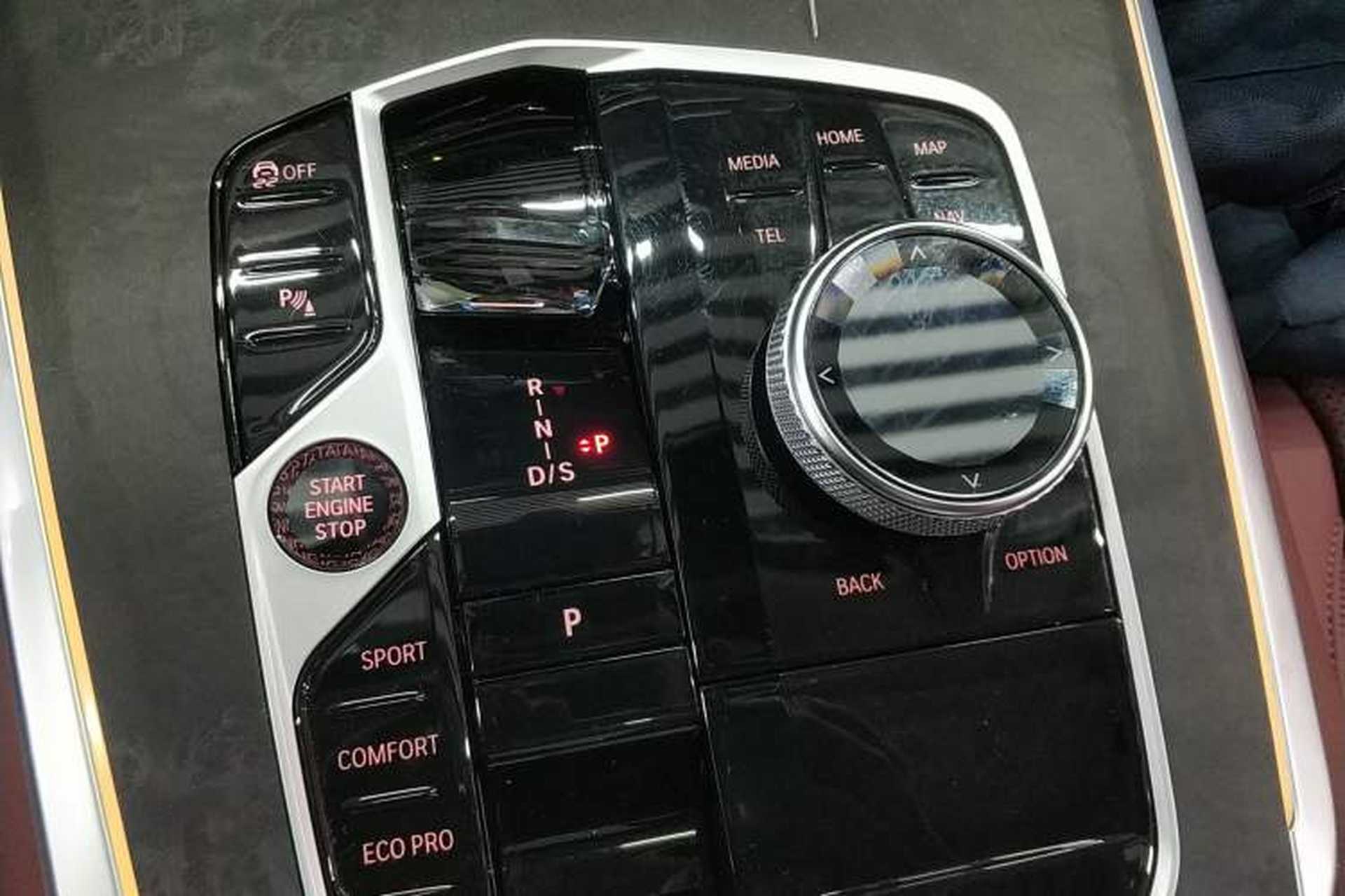 Used BMW X5 2023 xDrive 30Li Luxury M Sport Package Gear Lever