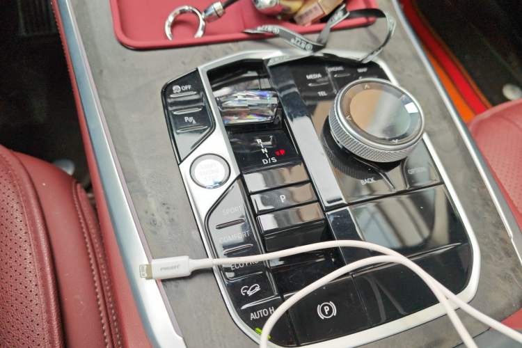 Used BMW X5 2023 xDrive 30Li Luxury M Sport Night Edition Package Gear Lever