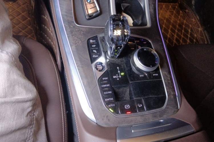 Used BMW X5 2023 xDrive 30Li M Sport Package Gear Lever