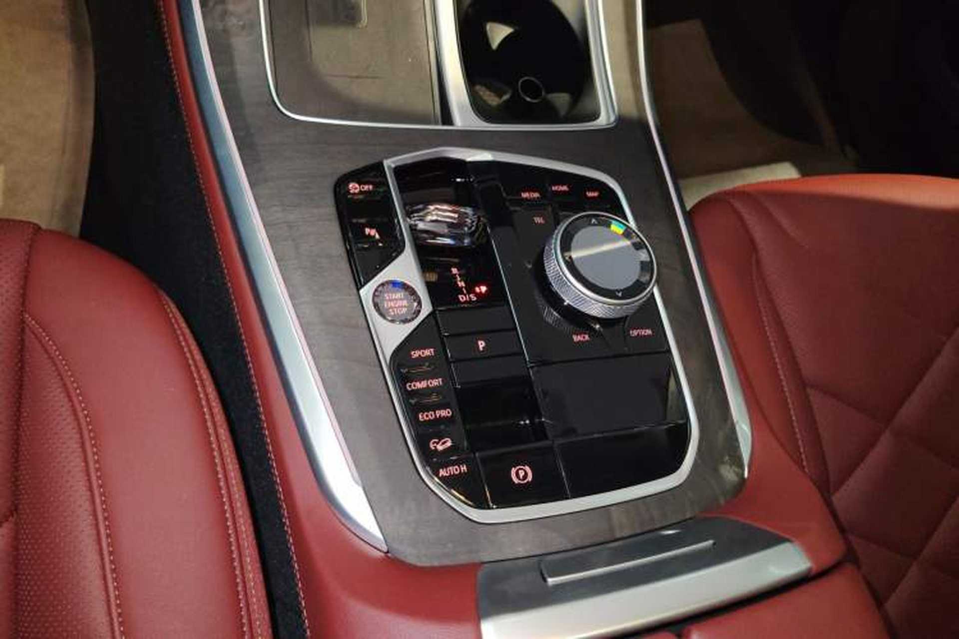 Used BMW X5 2023 xDrive 30Li Luxury M Sport Night Edition Package Gear Lever