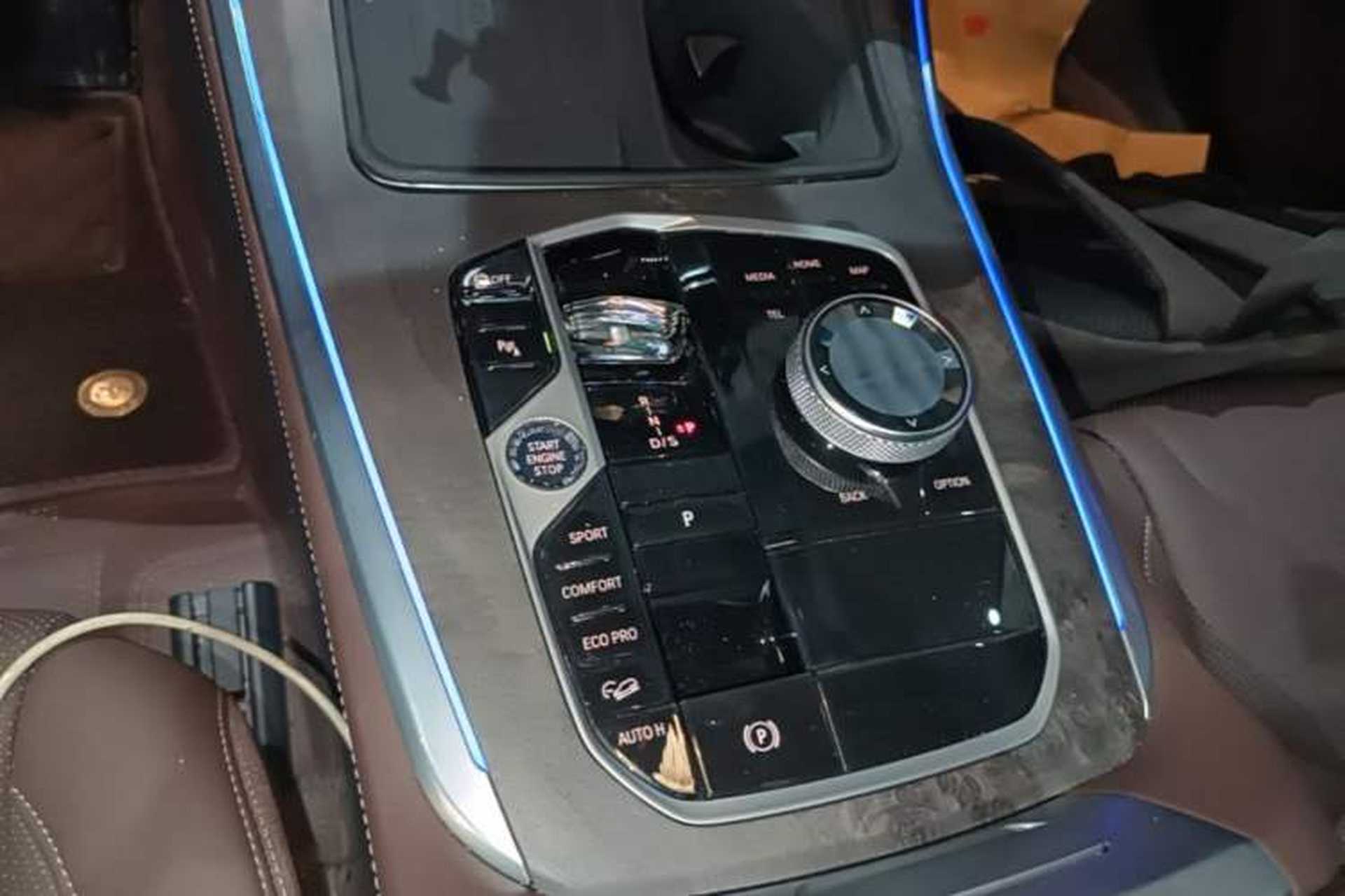 Used BMW X5 2023 xDrive 30Li Luxury M Sport Night Edition Package Gear Lever
