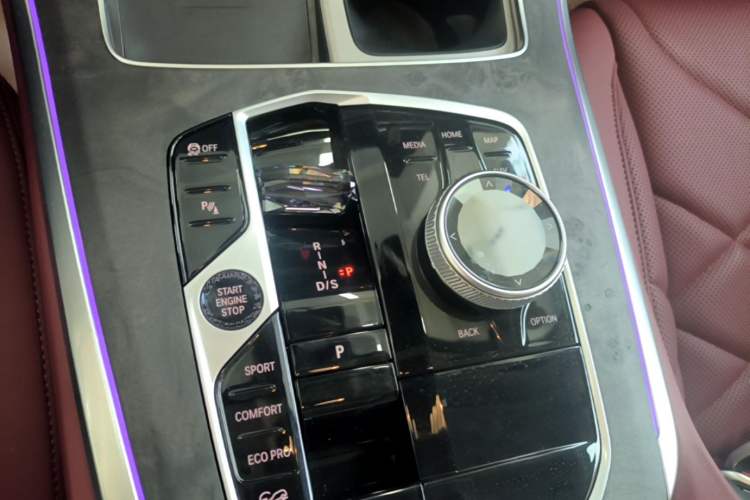 Used BMW X5 2023 xDrive 30Li Luxury M Sport Night Edition Package Gear Lever