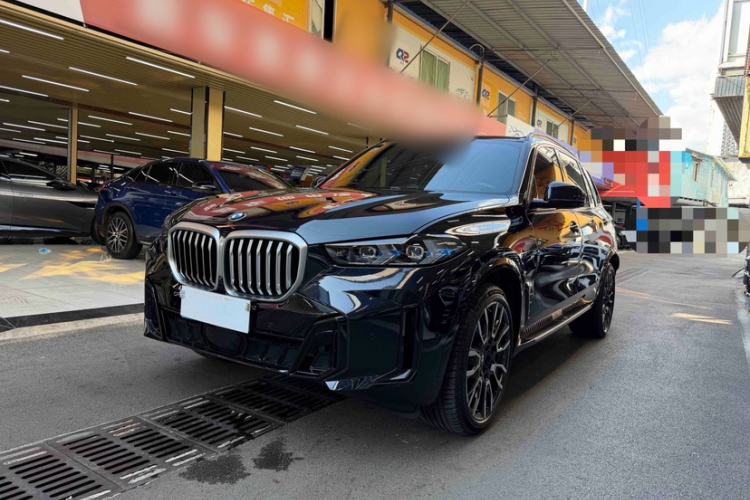 BMW X5 2023 xDrive 40Li M Sport Night Edition Package