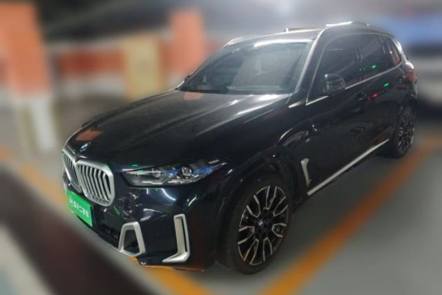 Used BMW X5 2023 xDrive 40Li M Sport Package