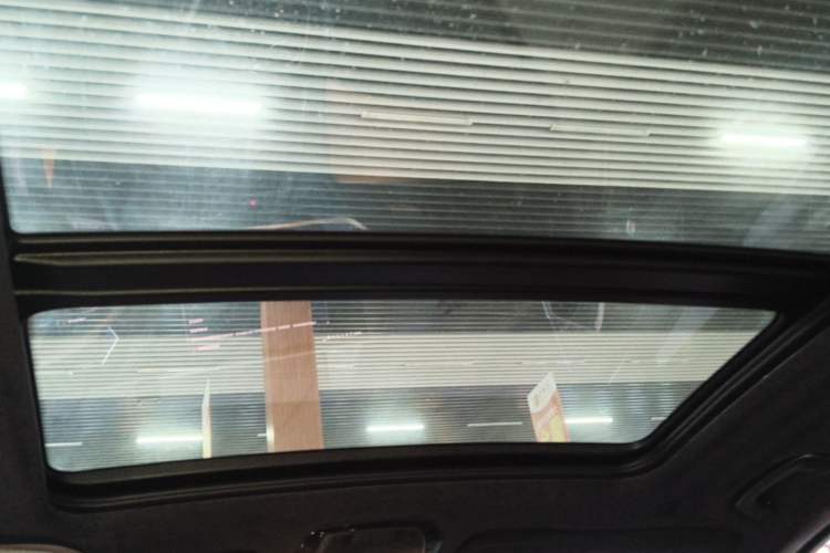 Used BMW X5 2023 xDrive 40Li M Sport Package Headliner