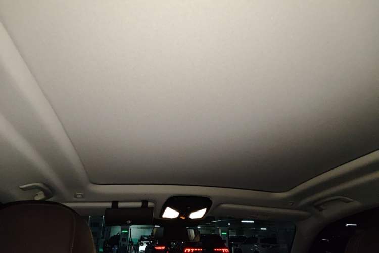 Used BMW X5 2023 xDrive 30Li Luxury M Sport Night Edition Package Headliner