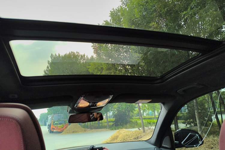 Used BMW X5 2023 xDrive 40Li M Sport Night Edition Package Headliner