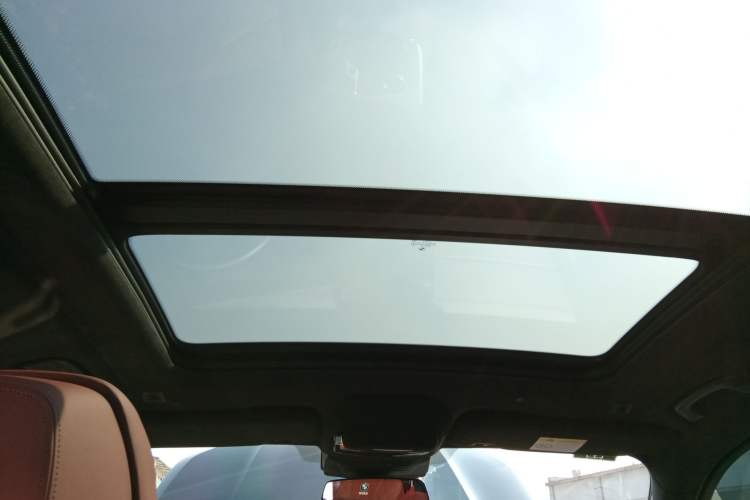 Used BMW X5 2023 xDrive 40Li M Sport Night Edition Package Headliner