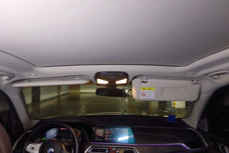 Used BMW X5 2023 xDrive 30Li M Sport Package Headliner