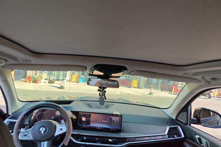 Used BMW X5 2023 xDrive 30Li Luxury M Sport Night Edition Package Headliner
