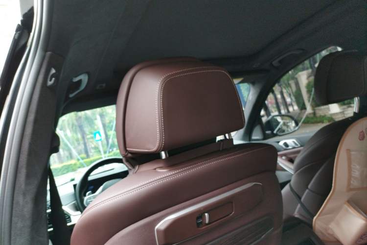 Used BMW X5 2023 xDrive 40Li M Sport Night Edition Package Headliner