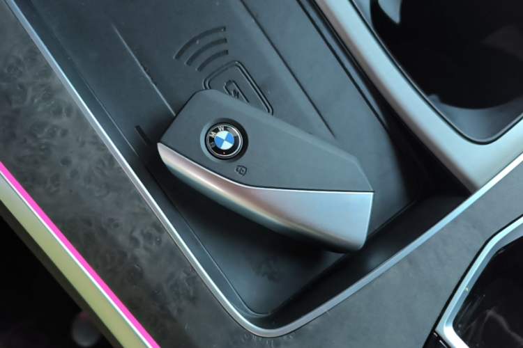 Used BMW X5 2023 xDrive 30Li Luxury M Sport Night Edition Package Interior 1