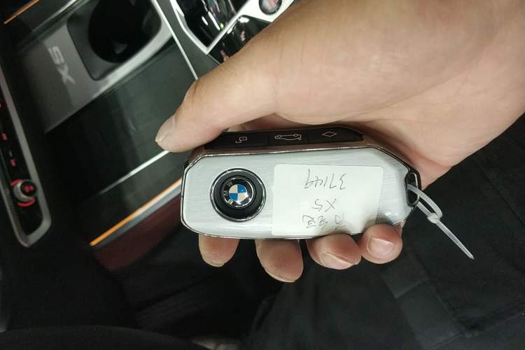 Used BMW X5 2023 xDrive 30Li Luxury M Sport Package Interior 1