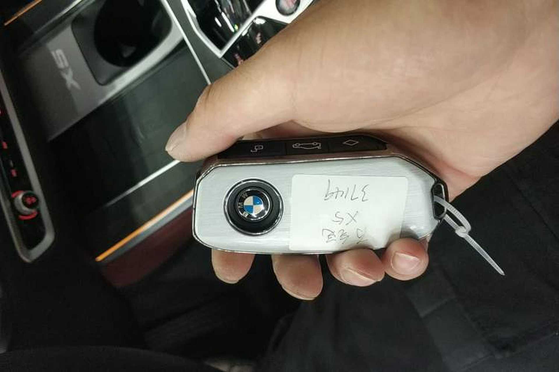 Used BMW X5 2023 xDrive 30Li Luxury M Sport Package Interior 1