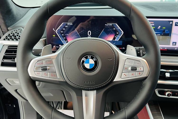 Used BMW X5 2023 xDrive 40Li M Sport Night Edition Package Interior 1