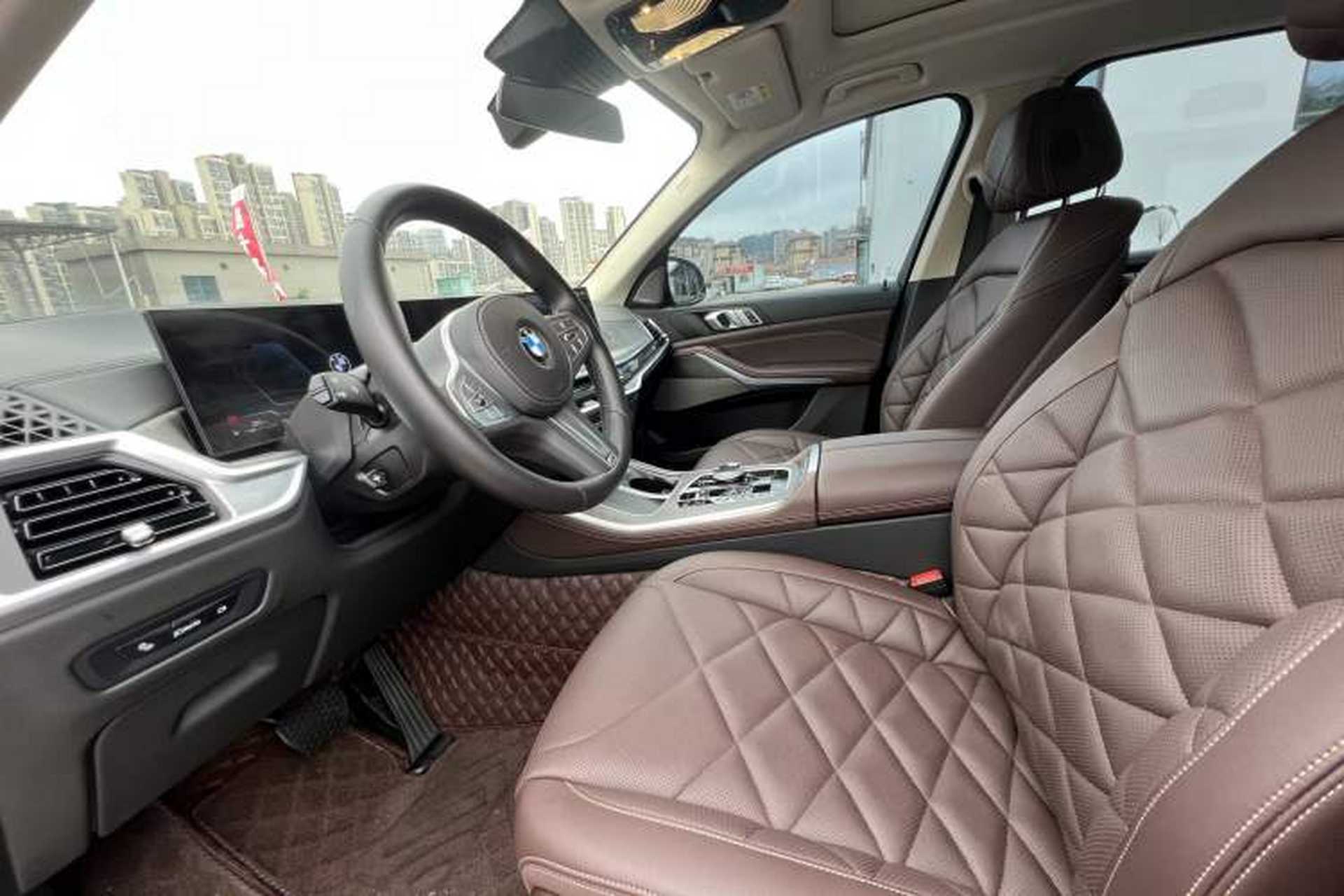 Used BMW X5 2023 xDrive 30Li Luxury M Sport Night Edition Package Interior 2