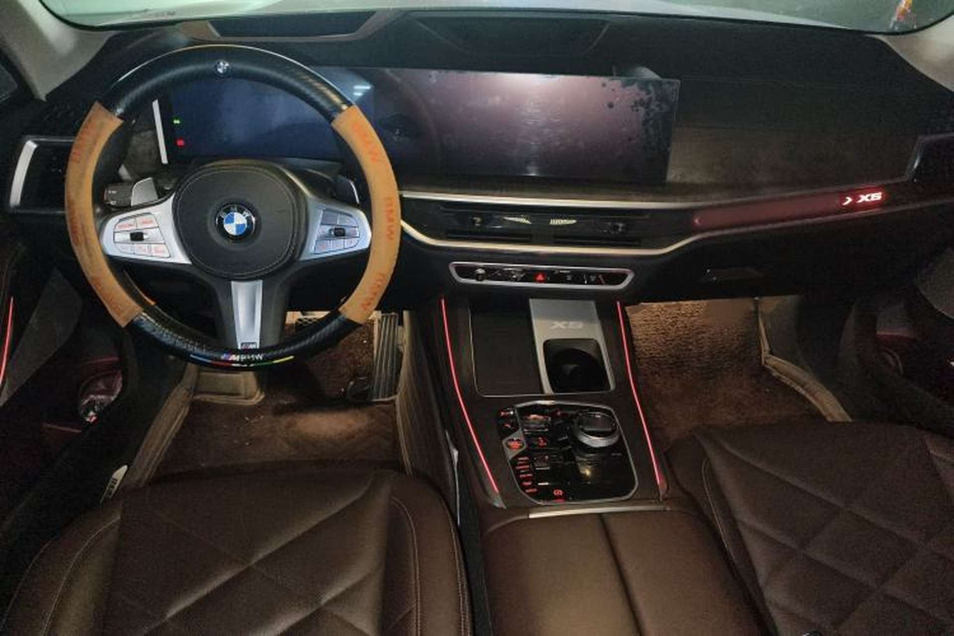 Used BMW X5 2023 xDrive 30Li Luxury M Sport Package Interior 2
