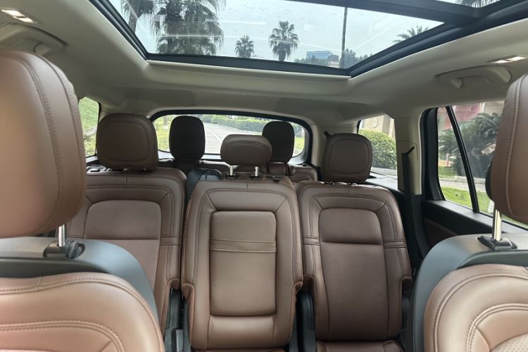 Used BMW X5 2023 xDrive 40Li Luxury Edition M Sport Night Vision Package Interior 5