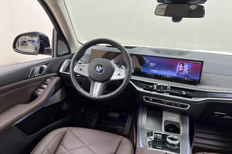 Used BMW X5 2023 xDrive 30Li Luxury M Sport Night Edition Package Interior 6
