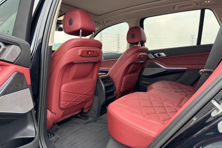 Used BMW X5 2023 xDrive 30Li Luxury M Sport Package Interior 6